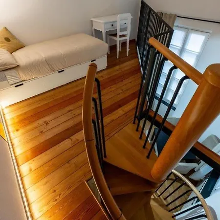 Antica Accademia Daire